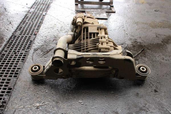 PONT ARRIERE VW TRANSPORTER T5 / MULTIVAN / CARAVELLE / CALIFORNIA 2.0BITDI 4X4 - Vue 2